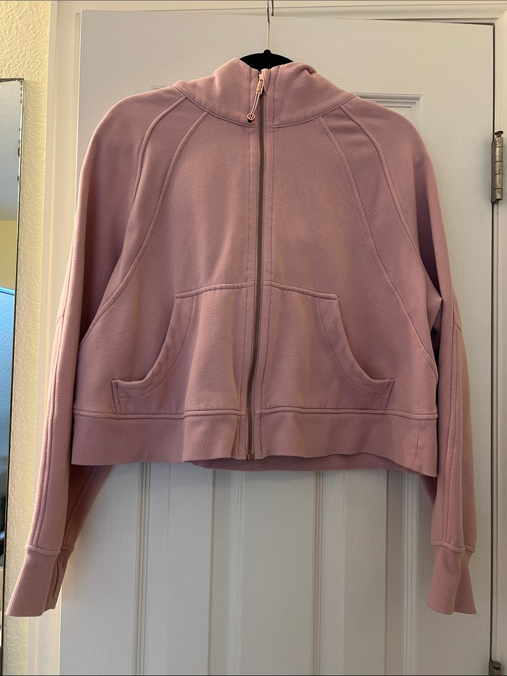Lululemon Full Zip Scuba Hoodie in Rose gold/hazy pink